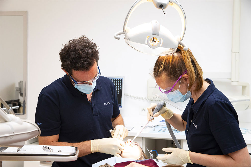 Dr Diss - Chirurgien dentiste - Clinique Dentaire Elysées Ponthieu - Dentiste Paris 8