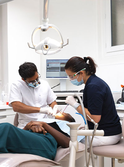 Dr Ohayon - Chirurgien dentiste - Clinique Dentaire Elysées Ponthieu - Dentiste Paris 8